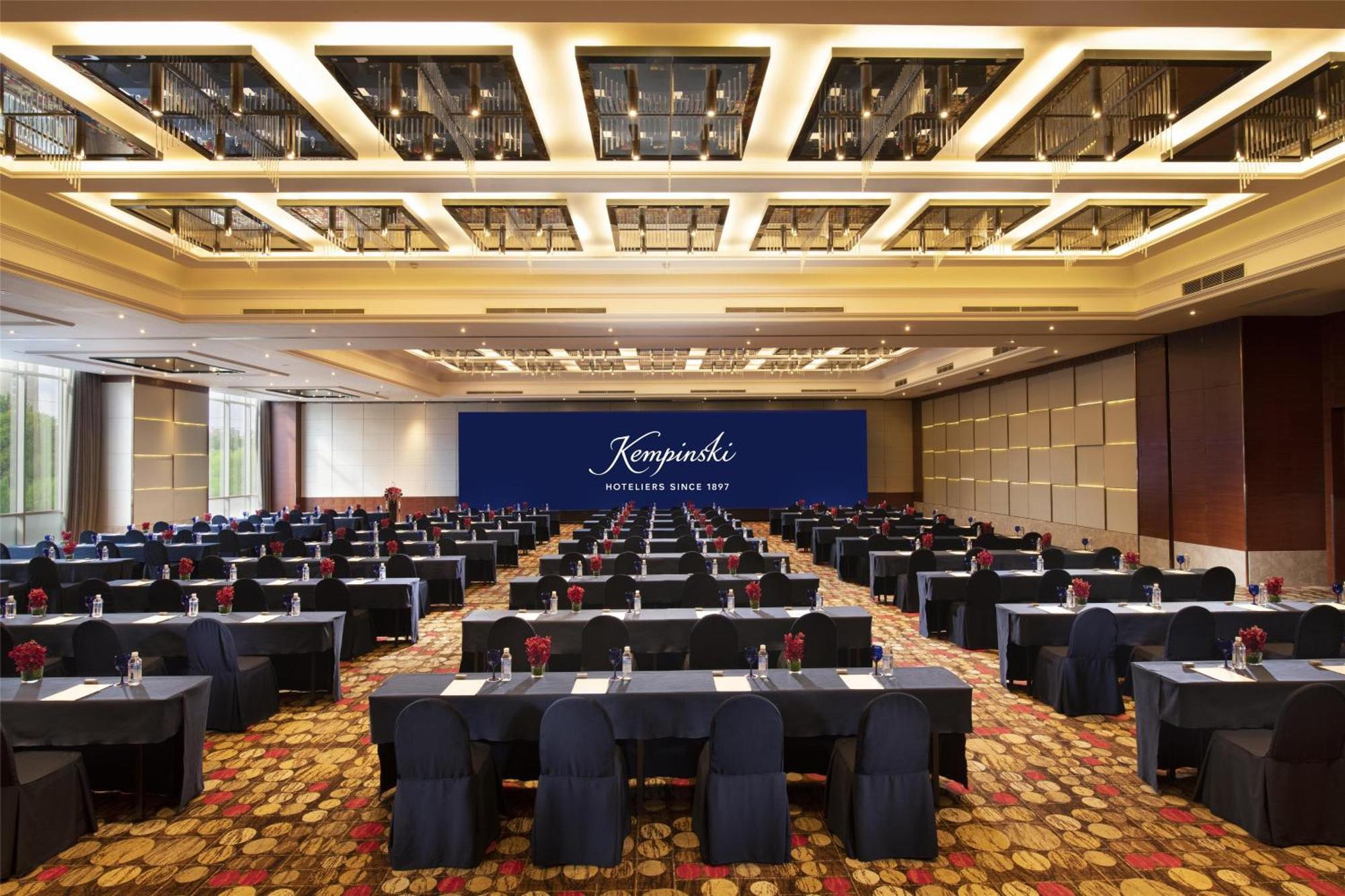 Kempinski Hotel Beijing Lufthansa Centre Buitenkant foto
